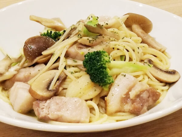 季節野菜のオイルパスタ