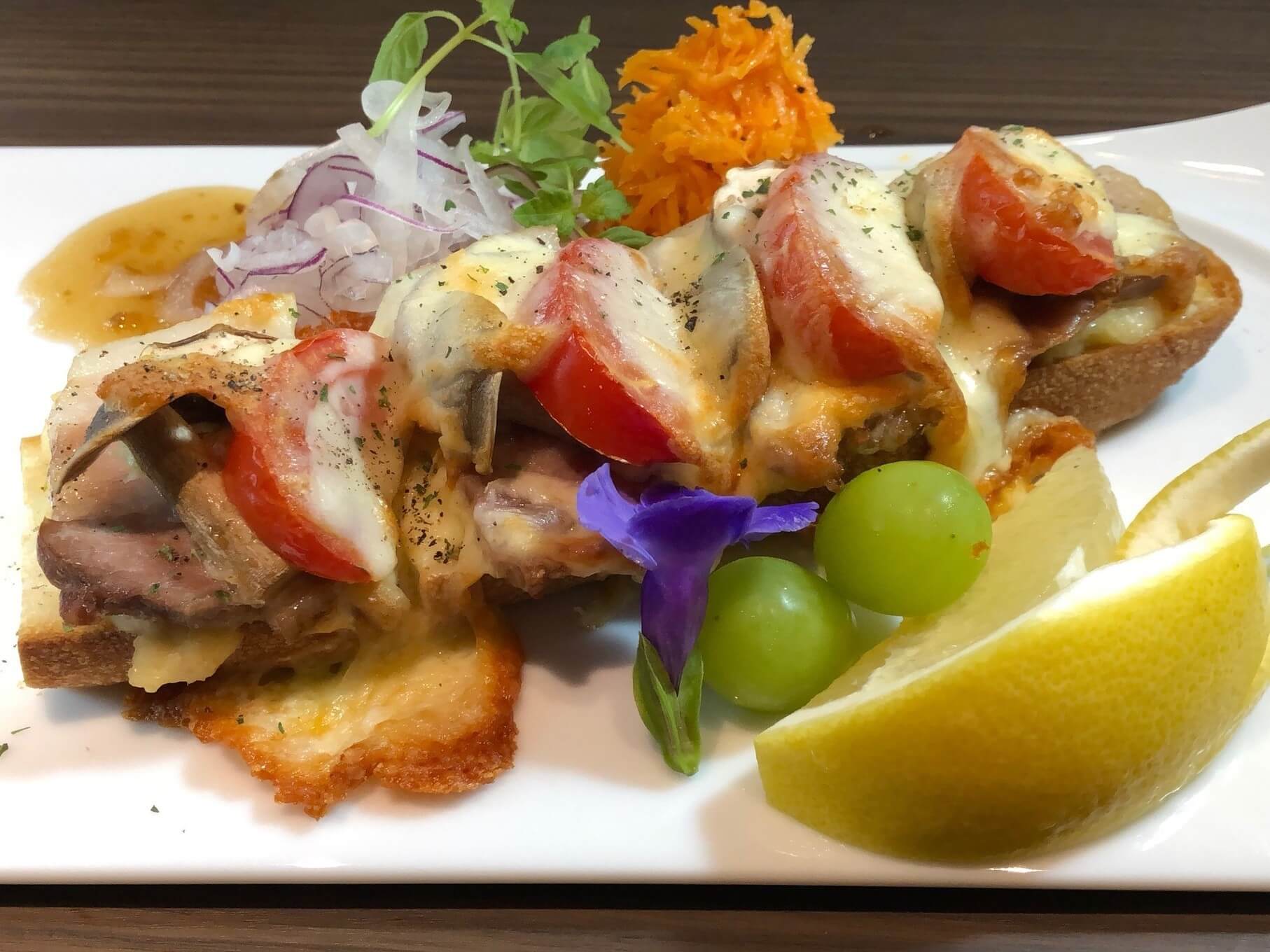 ベイクドオープンサンド