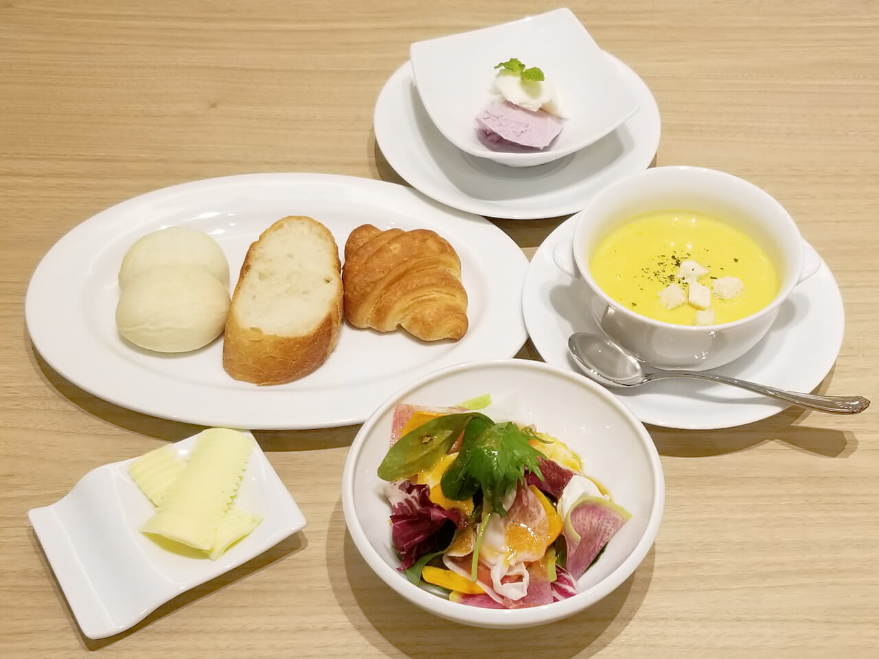 プリフィクスランチコース